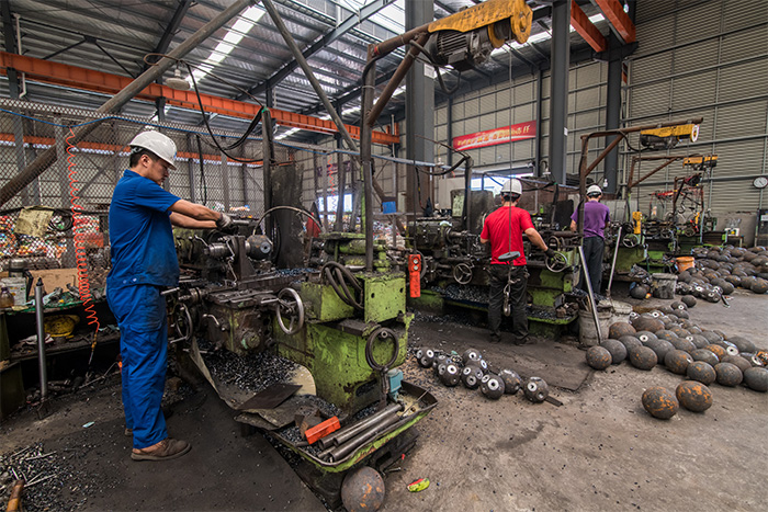 华蓥网架配件车间